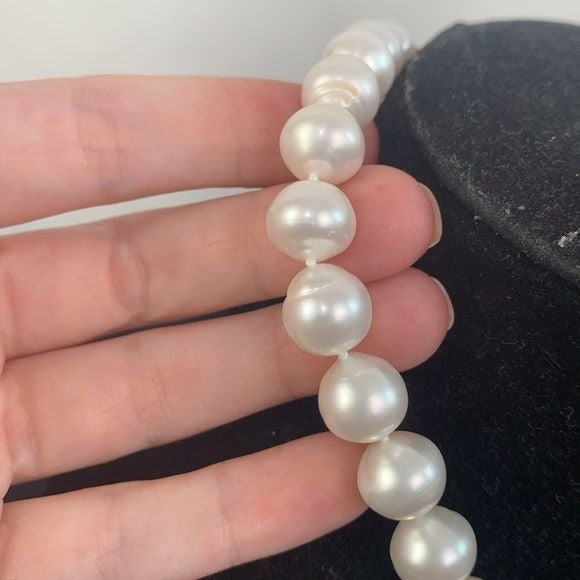 NWT 14KT freshwater pearl necklace