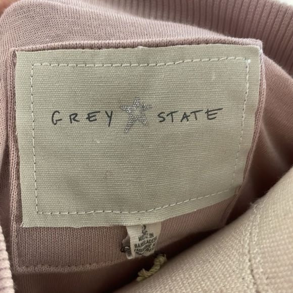 NWT Grey State Pink Faux Fur Bomber