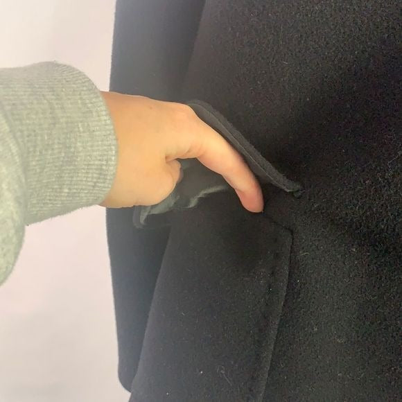 Cinzia Rocca black cashmere blend 3/4 jacket