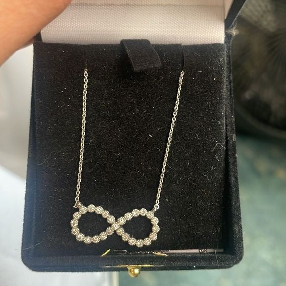 1/2 Karat Total Diamond 14kt Infinity Necklace