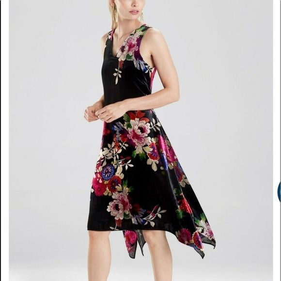 Natori NWT Black Floral Velvet Dress