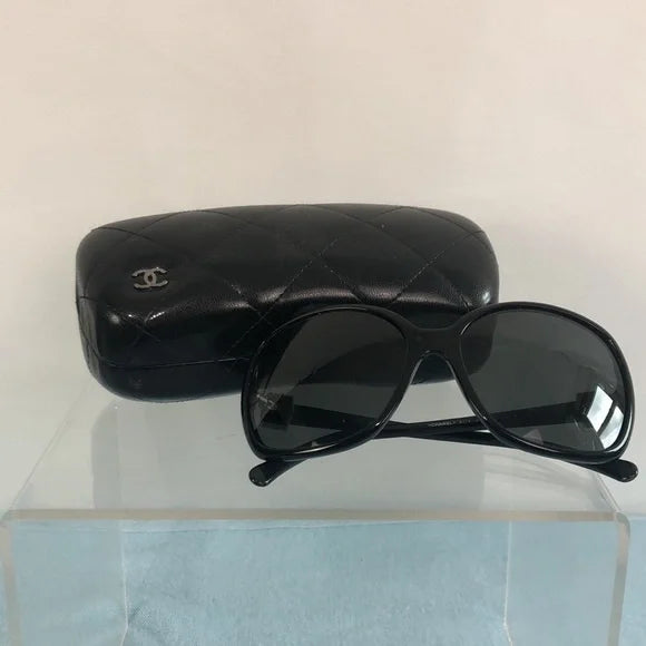 CHANEL Black with Logo Big Frame Sunglasses