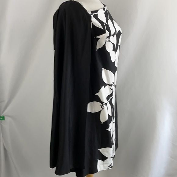 NEW Trina Turk Black and White Floral Dress